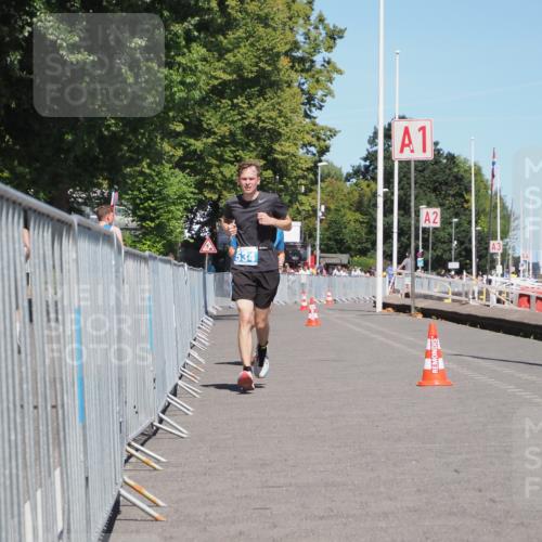 17.08.2025 - KN Förde Triathlon 2025 KatJ http://msf.ph/oto/8611597 17.08.2025 14:09:56 Laufen 492, 534 meine-sportfotos.de