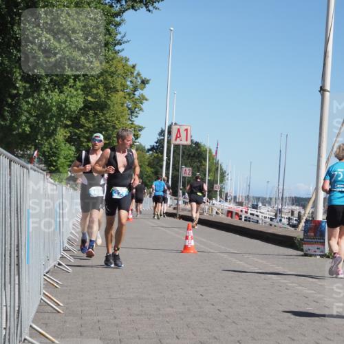 17.08.2025 - KN Förde Triathlon 2025 KatJ http://msf.ph/oto/8611598 17.08.2025 12:11:13 Laufen 327, 622 meine-sportfotos.de