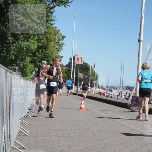17.08.2025 - KN Förde Triathlon 2025 KatJ http://msf.ph/oto/8611600 17.08.2025 12:11:13 Laufen 327, 622 meine-sportfotos.de