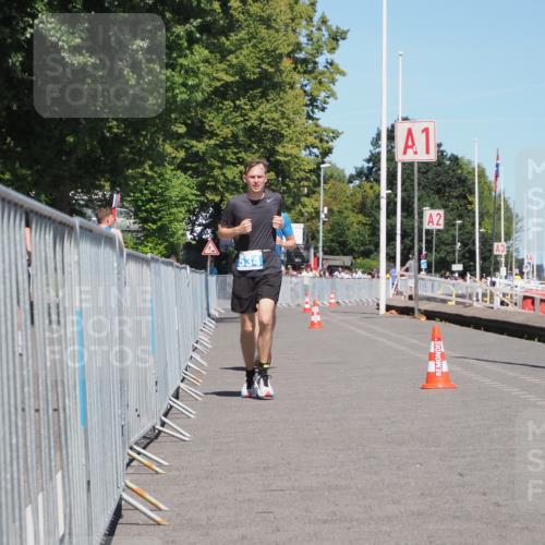 17.08.2025 - KN Förde Triathlon 2025 KatJ http://msf.ph/oto/8611601 17.08.2025 14:09:56 Laufen 492, 534 meine-sportfotos.de