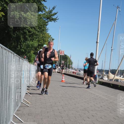 17.08.2025 - KN Förde Triathlon 2025 KatJ http://msf.ph/oto/8611617 17.08.2025 12:11:15 Laufen 327, 622 meine-sportfotos.de