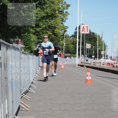 17.08.2025 - KN Förde Triathlon 2025 KatJ http://msf.ph/oto/8611642 17.08.2025 14:12:03 Laufen 518, 526 meine-sportfotos.de