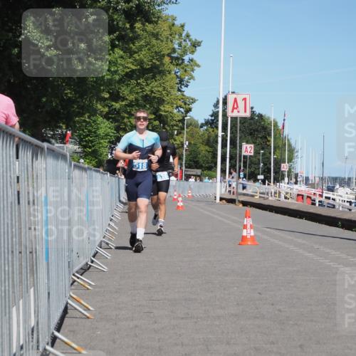 17.08.2025 - KN Förde Triathlon 2025 KatJ http://msf.ph/oto/8611653 17.08.2025 14:12:04 Laufen 518, 526 meine-sportfotos.de