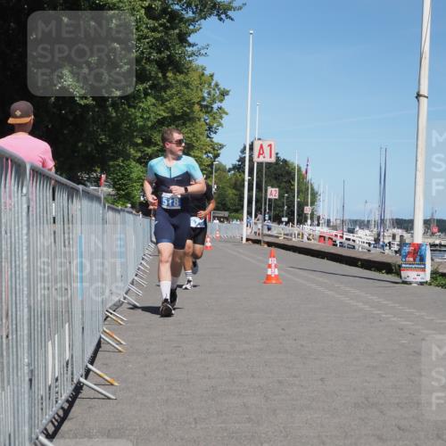17.08.2025 - KN Förde Triathlon 2025 KatJ http://msf.ph/oto/8611669 17.08.2025 14:12:06 Laufen 518, 526 meine-sportfotos.de