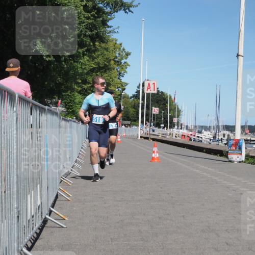 17.08.2025 - KN Förde Triathlon 2025 KatJ http://msf.ph/oto/8611672 17.08.2025 14:12:06 Laufen 518, 526 meine-sportfotos.de