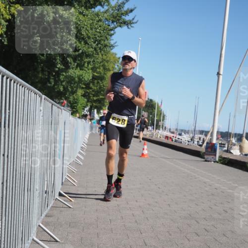 17.08.2025 - KN Förde Triathlon 2025 KatJ http://msf.ph/oto/8611683 17.08.2025 12:11:31 Laufen 359, 628 meine-sportfotos.de