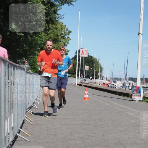 17.08.2025 - KN Förde Triathlon 2025 KatJ http://msf.ph/oto/8611724 17.08.2025 14:12:16 Laufen 478, 485 meine-sportfotos.de