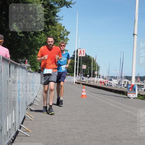 17.08.2025 - KN Förde Triathlon 2025 KatJ http://msf.ph/oto/8611726 17.08.2025 14:12:16 Laufen 478, 485 meine-sportfotos.de