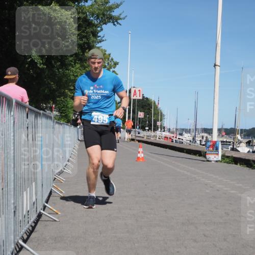 17.08.2025 - KN Förde Triathlon 2025 KatJ http://msf.ph/oto/8611769 17.08.2025 14:12:41 Laufen 495 meine-sportfotos.de