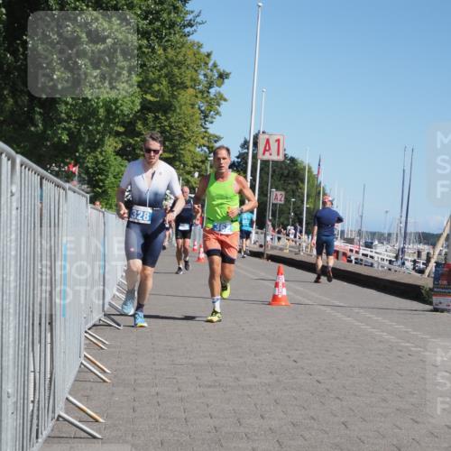 17.08.2025 - KN Förde Triathlon 2025 KatJ http://msf.ph/oto/8611772 17.08.2025 12:11:57 Laufen 328, 362 meine-sportfotos.de