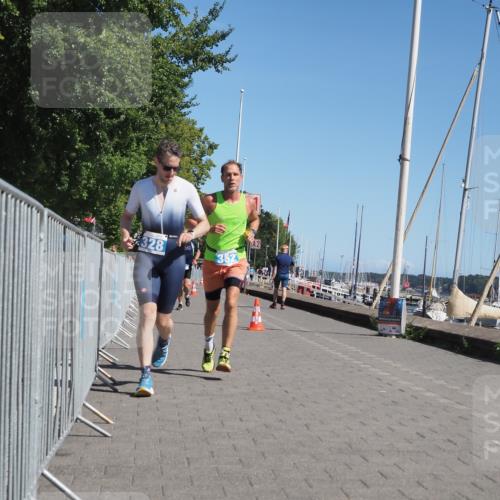17.08.2025 - KN Förde Triathlon 2025 KatJ http://msf.ph/oto/8611794 17.08.2025 12:11:58 Laufen 328, 362, 369 meine-sportfotos.de