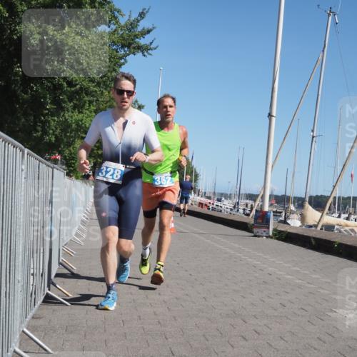 17.08.2025 - KN Förde Triathlon 2025 KatJ http://msf.ph/oto/8611809 17.08.2025 12:11:59 Laufen 328, 362, 369 meine-sportfotos.de