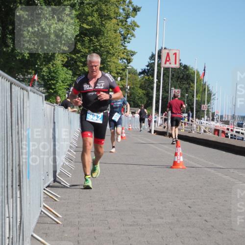 17.08.2025 - KN Förde Triathlon 2025 KatJ http://msf.ph/oto/8611995 17.08.2025 12:12:55 Laufen 330, 332 meine-sportfotos.de