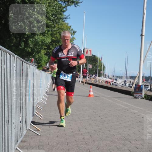 17.08.2025 - KN Förde Triathlon 2025 KatJ http://msf.ph/oto/8612000 17.08.2025 12:12:58 Laufen 330, 332, 634 meine-sportfotos.de