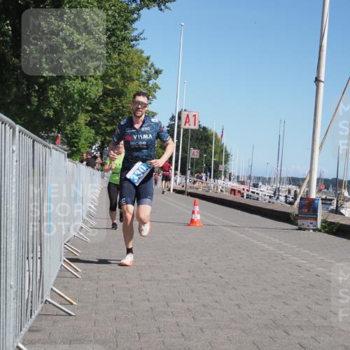17.08.2025 - KN Förde Triathlon 2025 KatJ http://msf.ph/oto/8612008 17.08.2025 12:13:01 Laufen 330, 332, 634 meine-sportfotos.de