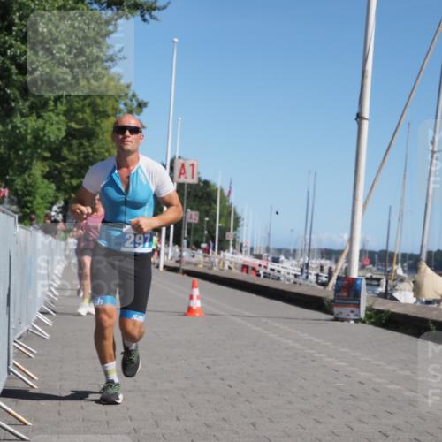 17.08.2025 - KN Förde Triathlon 2025 KatJ http://msf.ph/oto/8612050 17.08.2025 12:13:29 Laufen 293, 297, 365, 618, 639 meine-sportfotos.de