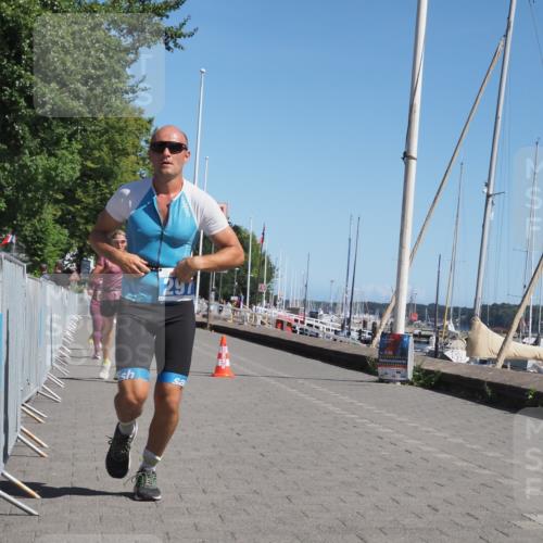 17.08.2025 - KN Förde Triathlon 2025 KatJ http://msf.ph/oto/8612053 17.08.2025 12:13:29 Laufen 293, 297, 365, 618, 639 meine-sportfotos.de