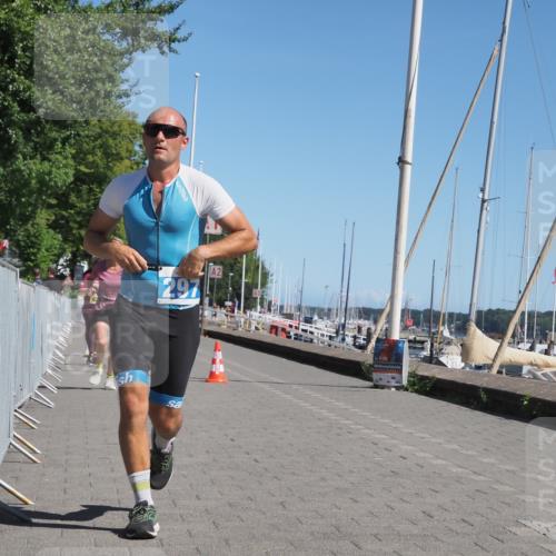 17.08.2025 - KN Förde Triathlon 2025 KatJ http://msf.ph/oto/8612055 17.08.2025 12:13:29 Laufen 293, 297, 365, 618, 639 meine-sportfotos.de