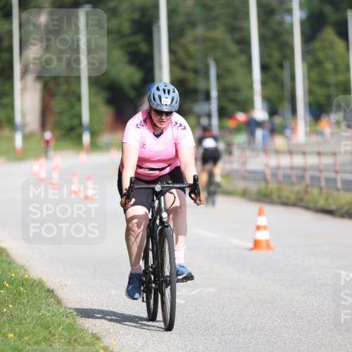 17.08.2025 - KN Förde Triathlon 2025 Yannick Fuchs http://msf.ph/oto/8612401 17.08.2025 10:02:33 Radfahren 251, 224, 250 meine-sportfotos.de