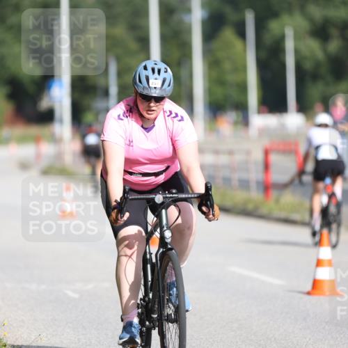 17.08.2025 - KN Förde Triathlon 2025 Yannick Fuchs http://msf.ph/oto/8612403 17.08.2025 10:02:34 Radfahren 251, 224, 250 meine-sportfotos.de