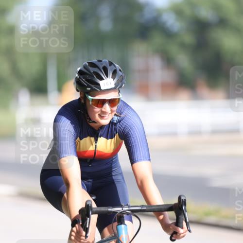 17.08.2025 - KN Förde Triathlon 2025 Yannick Fuchs http://msf.ph/oto/8612428 17.08.2025 10:02:58 Radfahren 142, 181, 216, 137, 153 meine-sportfotos.de