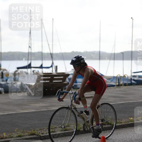 17.08.2025 - KN Förde Triathlon 2025 Yannick Fuchs http://msf.ph/oto/8612507 17.08.2025 10:03:41 Radfahren 160, 172, 207, 221, 254, 149, 213, 215, 242 meine-sportfotos.de