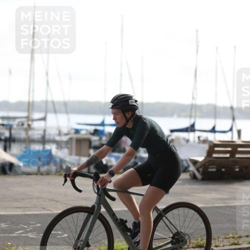 17.08.2025 - KN Förde Triathlon 2025 Yannick Fuchs http://msf.ph/oto/8612532 17.08.2025 10:03:55 Radfahren 131, 210, 207 meine-sportfotos.de