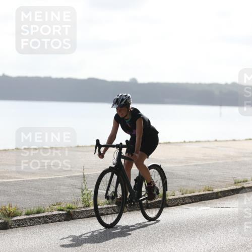 17.08.2025 - KN Förde Triathlon 2025 Yannick Fuchs http://msf.ph/oto/8612626 17.08.2025 10:04:38 Radfahren 170, 176, 182, 184, 188 meine-sportfotos.de