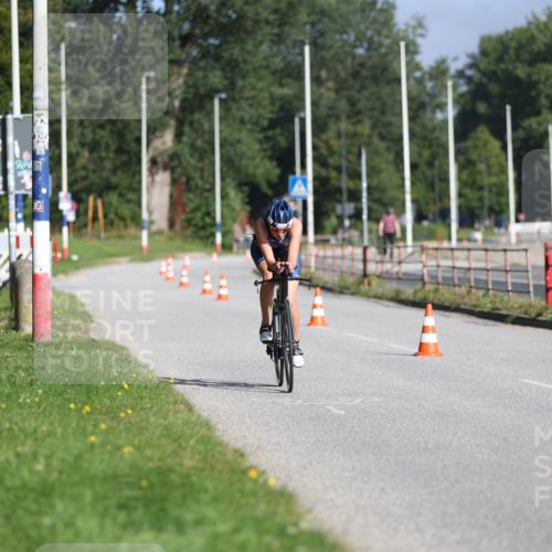 17.08.2025 - KN Förde Triathlon 2025 Yannick Fuchs http://msf.ph/oto/8612830 17.08.2025 09:16:21 Radfahren 103, 115, 252 meine-sportfotos.de