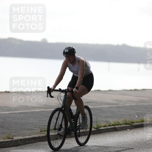 17.08.2025 - KN Förde Triathlon 2025 Yannick Fuchs http://msf.ph/oto/8612870 17.08.2025 10:06:24 Radfahren 184, 188, 230 meine-sportfotos.de