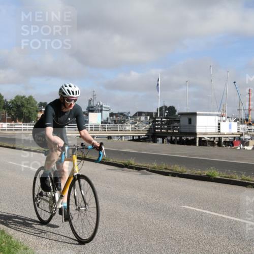 17.08.2025 - KN Förde Triathlon 2025 Yannick Fuchs http://msf.ph/oto/8612879 17.08.2025 09:34:54 Radfahren 122, 166 meine-sportfotos.de