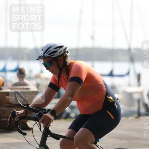 17.08.2025 - KN Förde Triathlon 2025 Yannick Fuchs http://msf.ph/oto/8612946 17.08.2025 10:07:37 Radfahren 195, 201, 235, 243 meine-sportfotos.de