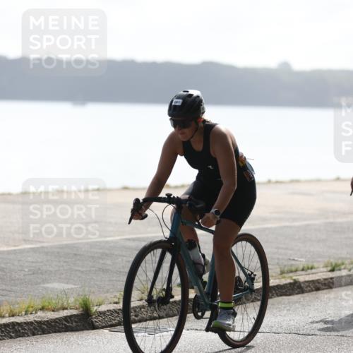 17.08.2025 - KN Förde Triathlon 2025 Yannick Fuchs http://msf.ph/oto/8612969 17.08.2025 10:07:41 Radfahren 195, 201, 243, 235, 243 meine-sportfotos.de