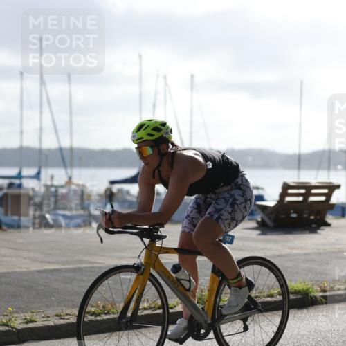 17.08.2025 - KN Förde Triathlon 2025 Yannick Fuchs http://msf.ph/oto/8613151 17.08.2025 09:18:12 Radfahren 103, 105, 107, 119 meine-sportfotos.de