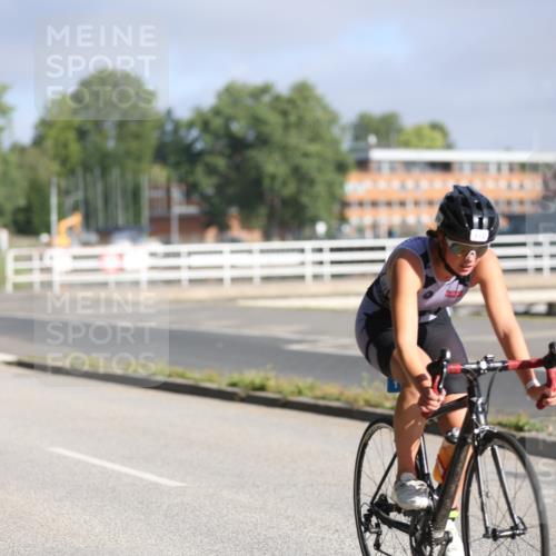 17.08.2025 - KN Förde Triathlon 2025 Yannick Fuchs http://msf.ph/oto/8613287 17.08.2025 09:19:06 Radfahren 108, 109, 113, 116, 110 meine-sportfotos.de