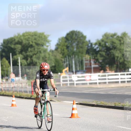 17.08.2025 - KN Förde Triathlon 2025 Yannick Fuchs http://msf.ph/oto/8613354 17.08.2025 09:19:52 Radfahren 107, 119 meine-sportfotos.de