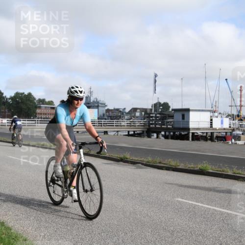 17.08.2025 - KN Förde Triathlon 2025 Yannick Fuchs http://msf.ph/oto/8613421 17.08.2025 09:42:55 Radfahren 195, 211, 212, 221, 230 meine-sportfotos.de