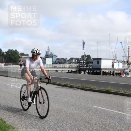 17.08.2025 - KN Förde Triathlon 2025 Yannick Fuchs http://msf.ph/oto/8613428 17.08.2025 09:43:05 Radfahren 167, 196, 224 meine-sportfotos.de