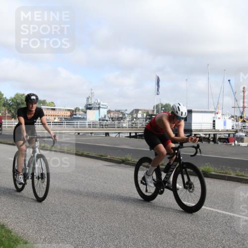 17.08.2025 - KN Förde Triathlon 2025 Yannick Fuchs http://msf.ph/oto/8613637 17.08.2025 09:46:36 Radfahren 101, 120, 225, 246 meine-sportfotos.de