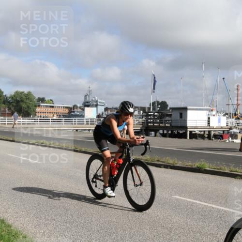 17.08.2025 - KN Förde Triathlon 2025 Yannick Fuchs http://msf.ph/oto/8613703 17.08.2025 09:48:10 Radfahren 142, 144, 180, 249 meine-sportfotos.de