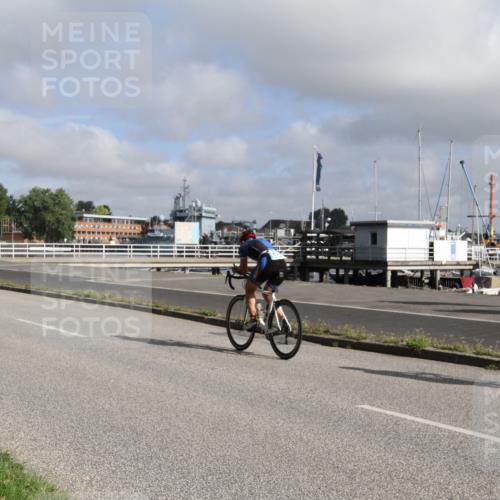 17.08.2025 - KN Förde Triathlon 2025 Yannick Fuchs http://msf.ph/oto/8613715 17.08.2025 09:48:18 Radfahren 109, 113, 142, 144, 180, 204, 228 meine-sportfotos.de