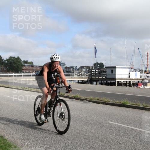 17.08.2025 - KN Förde Triathlon 2025 Yannick Fuchs http://msf.ph/oto/8613825 17.08.2025 09:50:36 Radfahren 141, 149, 189 meine-sportfotos.de