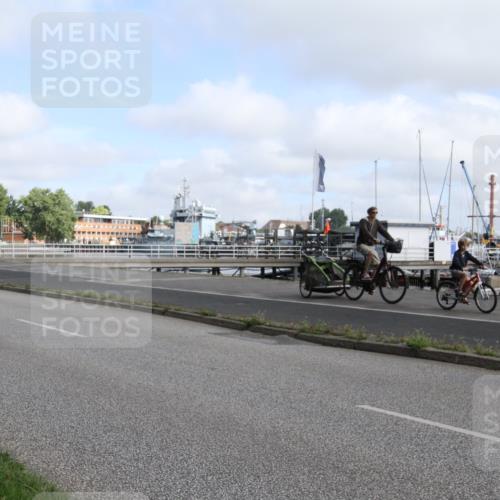 17.08.2025 - KN Förde Triathlon 2025 Yannick Fuchs http://msf.ph/oto/8614133 17.08.2025 09:55:54 Radfahren 243, 244 meine-sportfotos.de