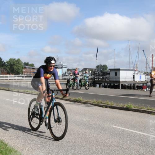 17.08.2025 - KN Förde Triathlon 2025 Yannick Fuchs http://msf.ph/oto/8614325 17.08.2025 10:02:57 Radfahren 137, 153, 181 meine-sportfotos.de
