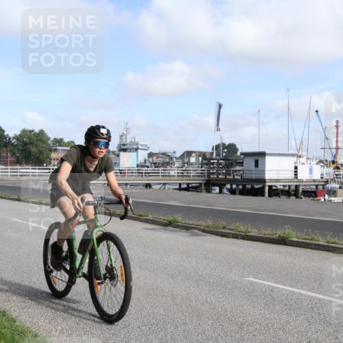 17.08.2025 - KN Förde Triathlon 2025 Yannick Fuchs http://msf.ph/oto/8614411 17.08.2025 10:07:52 Radfahren  meine-sportfotos.de