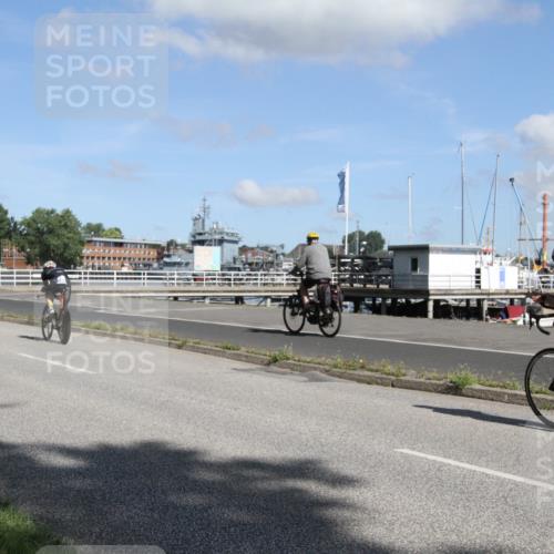 17.08.2025 - KN Förde Triathlon 2025 Yannick Fuchs http://msf.ph/oto/8614502 17.08.2025 11:03:05 Radfahren 263, 273, 274, 280, 287 meine-sportfotos.de