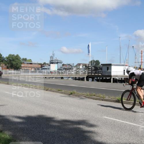 17.08.2025 - KN Förde Triathlon 2025 Yannick Fuchs http://msf.ph/oto/8614503 17.08.2025 11:03:09 Radfahren 263, 269, 273, 278, 280, 287 meine-sportfotos.de