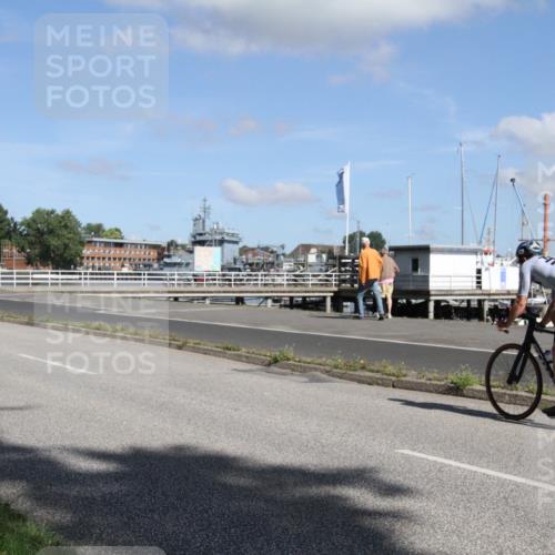 17.08.2025 - KN Förde Triathlon 2025 Yannick Fuchs http://msf.ph/oto/8614510 17.08.2025 11:03:43 Radfahren 271, 307 meine-sportfotos.de