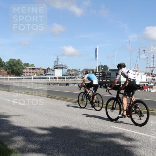 17.08.2025 - KN Förde Triathlon 2025 Yannick Fuchs http://msf.ph/oto/8614534 17.08.2025 11:06:27 Radfahren 297, 299 meine-sportfotos.de