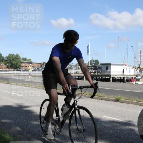 17.08.2025 - KN Förde Triathlon 2025 Yannick Fuchs http://msf.ph/oto/8614745 17.08.2025 11:15:13 Radfahren 281, 345, 353, 374, 380, 619, 625, 632, 642 meine-sportfotos.de